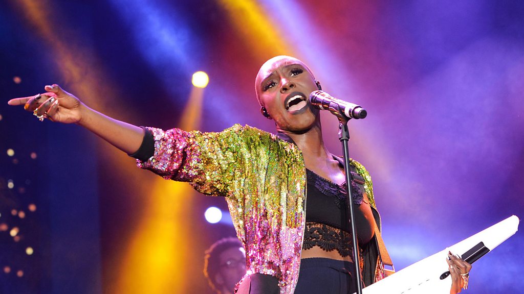Music News LIVE: Laura Mvula 'dropped by email'